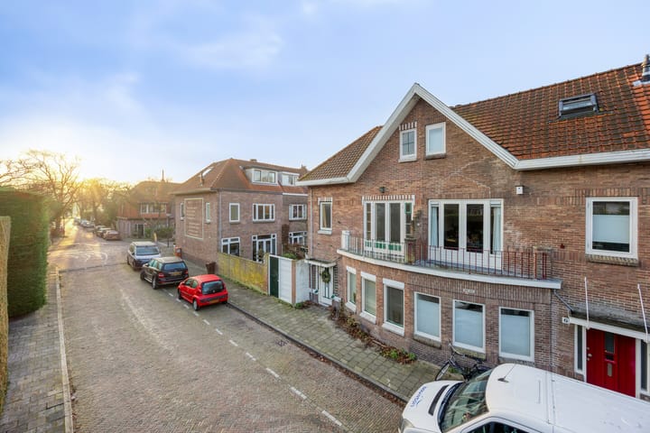 Foto 37 van Van Ledenberchstraat 8