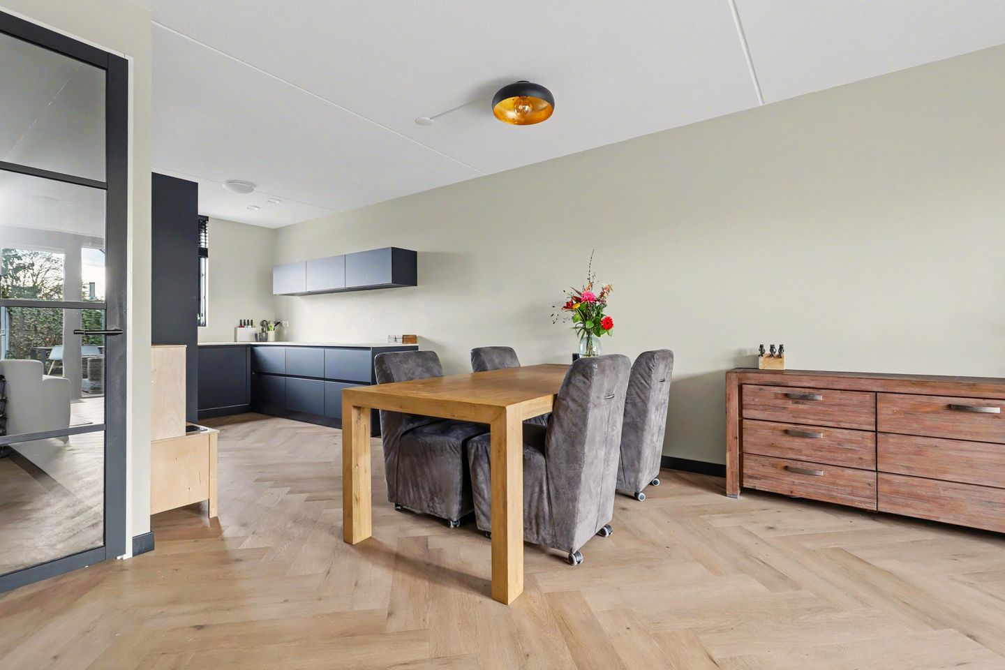 Foto 19 van Muntstraat 15