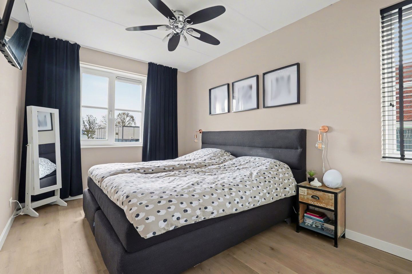 Foto 29 van Muntstraat 15