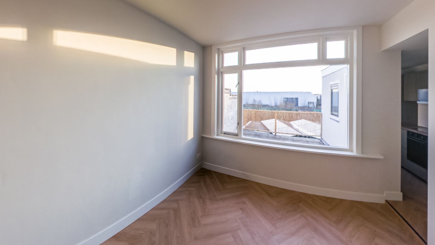 Photo 4 of Lage Rijndijk 28-A1