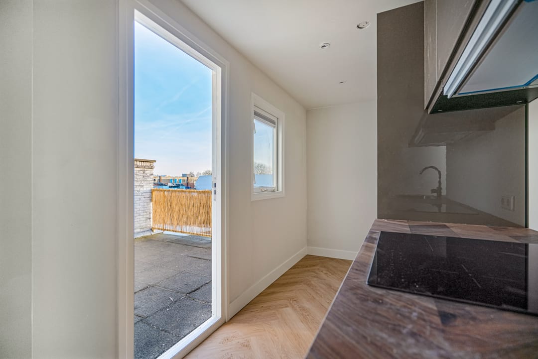 Photo 8 of Lage Rijndijk 28-A1