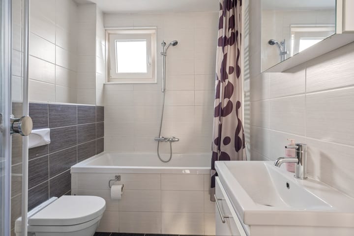 Photo 14 of Prunus 38