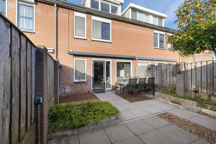 Photo 25 of Prunus 38