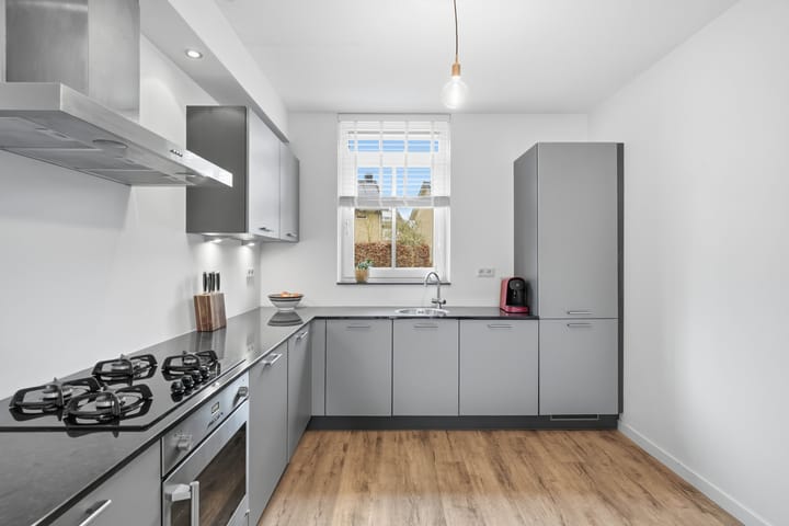 Photo 7 of Mortel 8-B