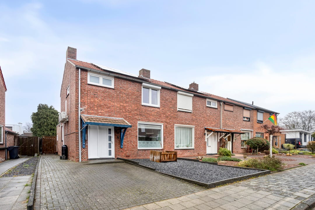 Photo 1 of Dross Maesstraat 22
