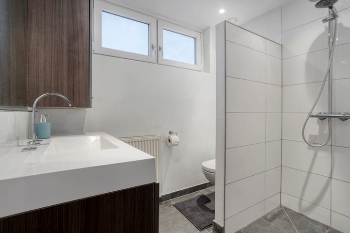 Foto 24 van Dross Maesstraat 22