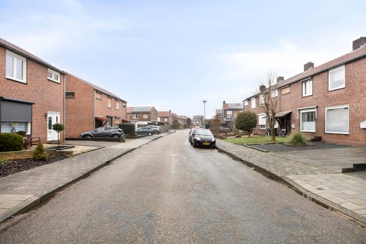 Foto 27 van Dross Maesstraat 22