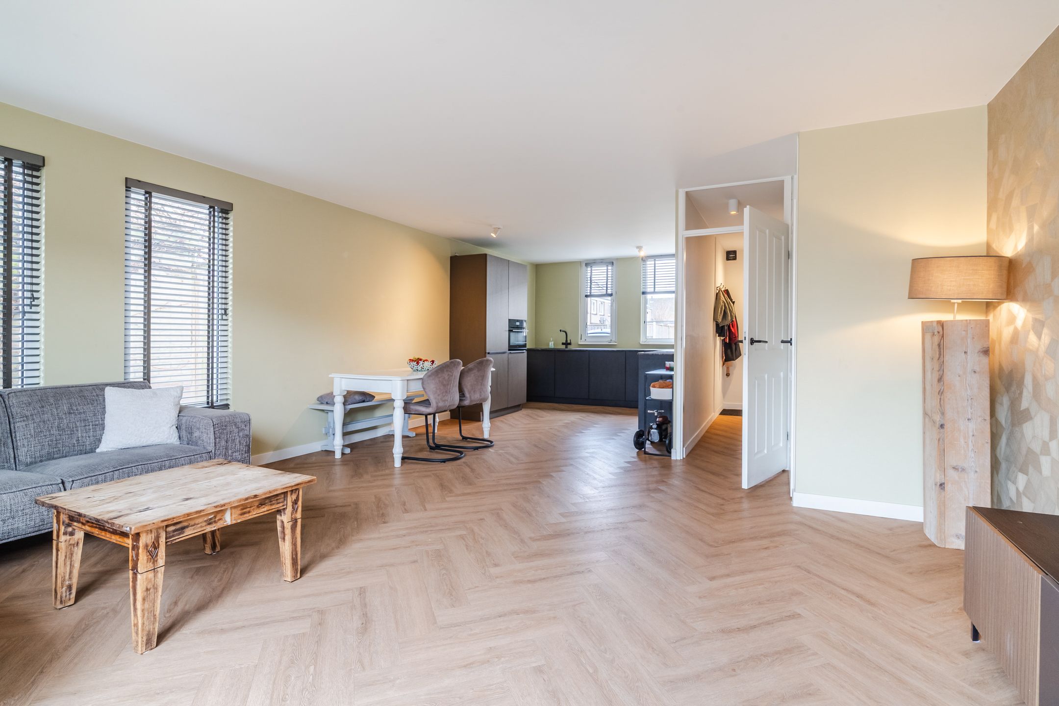 Foto 3 van Damwoudestraat 1