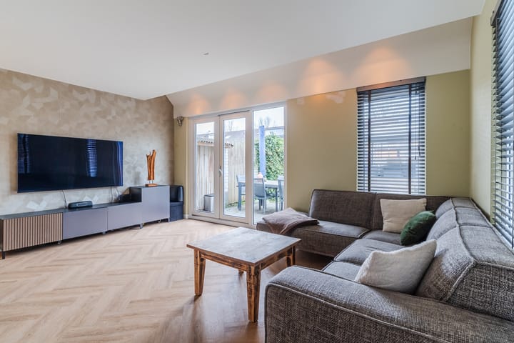 Foto 4 van Damwoudestraat 1