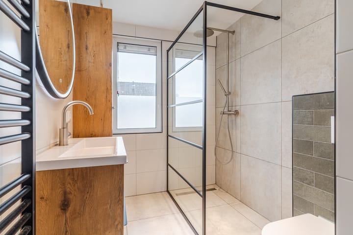 Foto 21 van Damwoudestraat 1