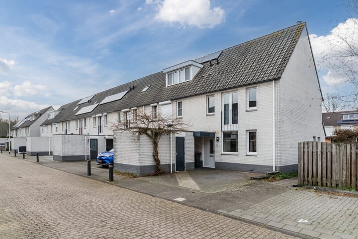 Foto 32 van Damwoudestraat 1