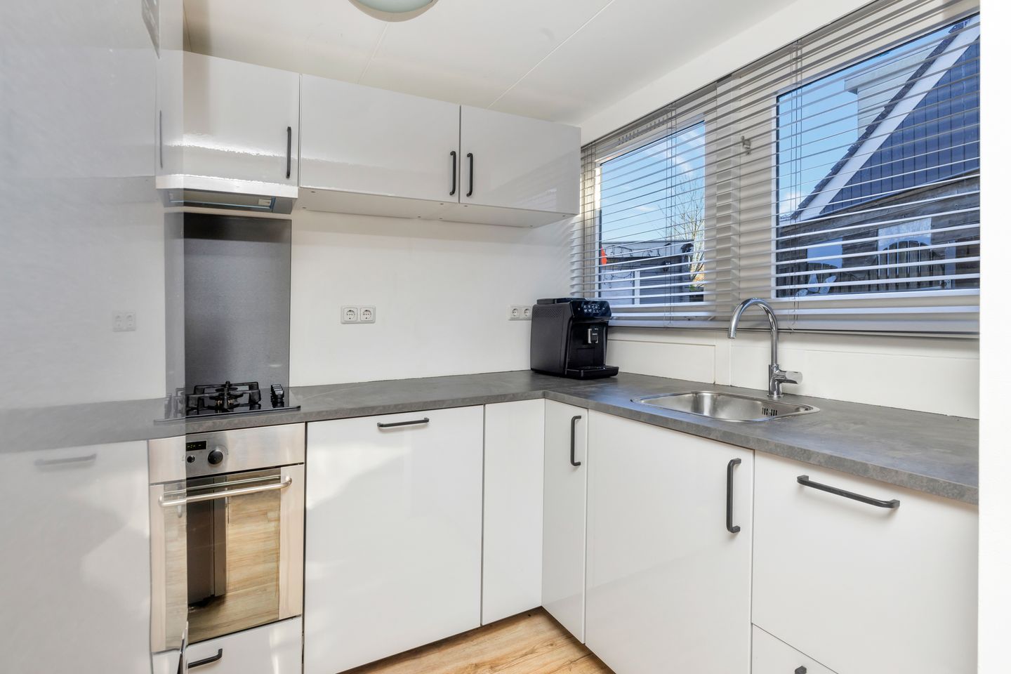 Photo 4 of Groenling 5-A