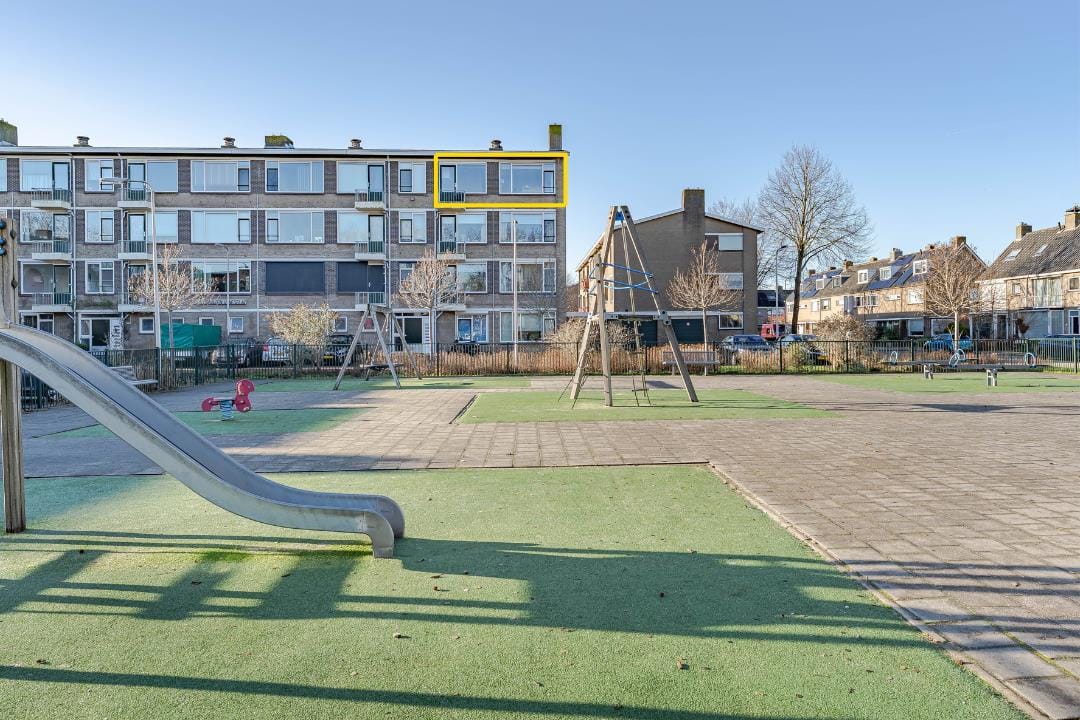 Foto 1 van J.H. van Straaten van Nesplantsoen 36