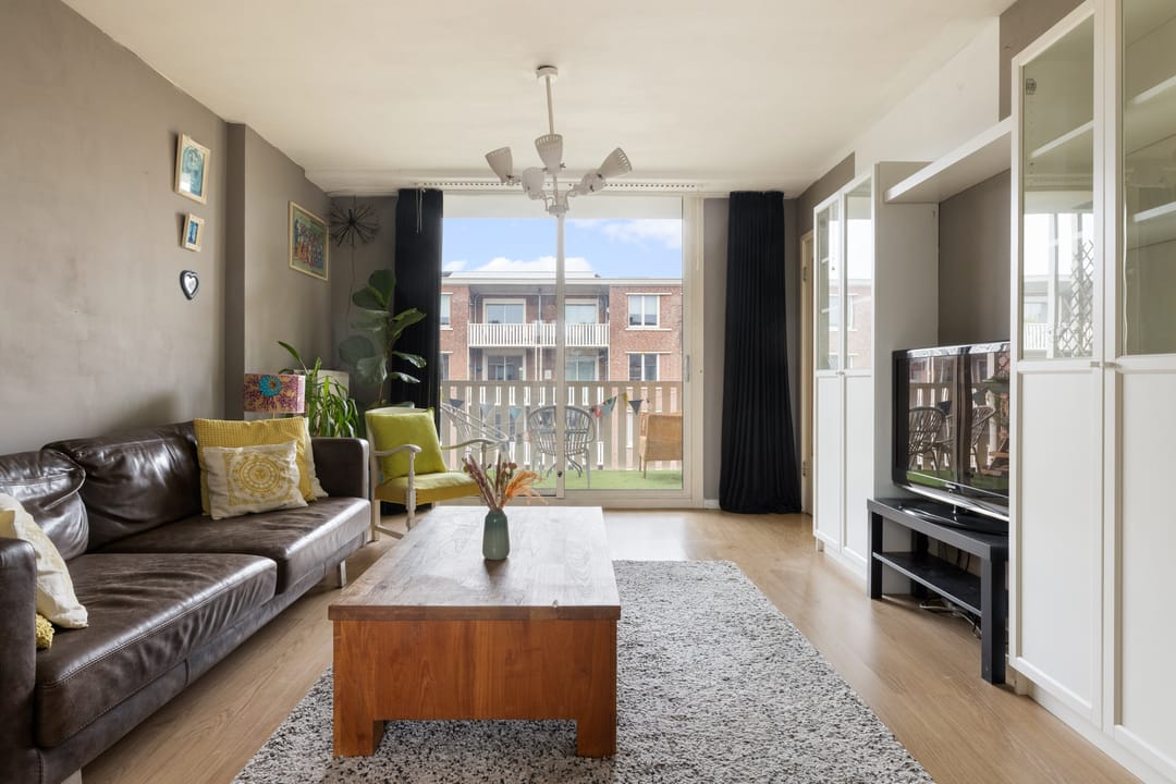 Photo 2 of Akbarstraat 22-C