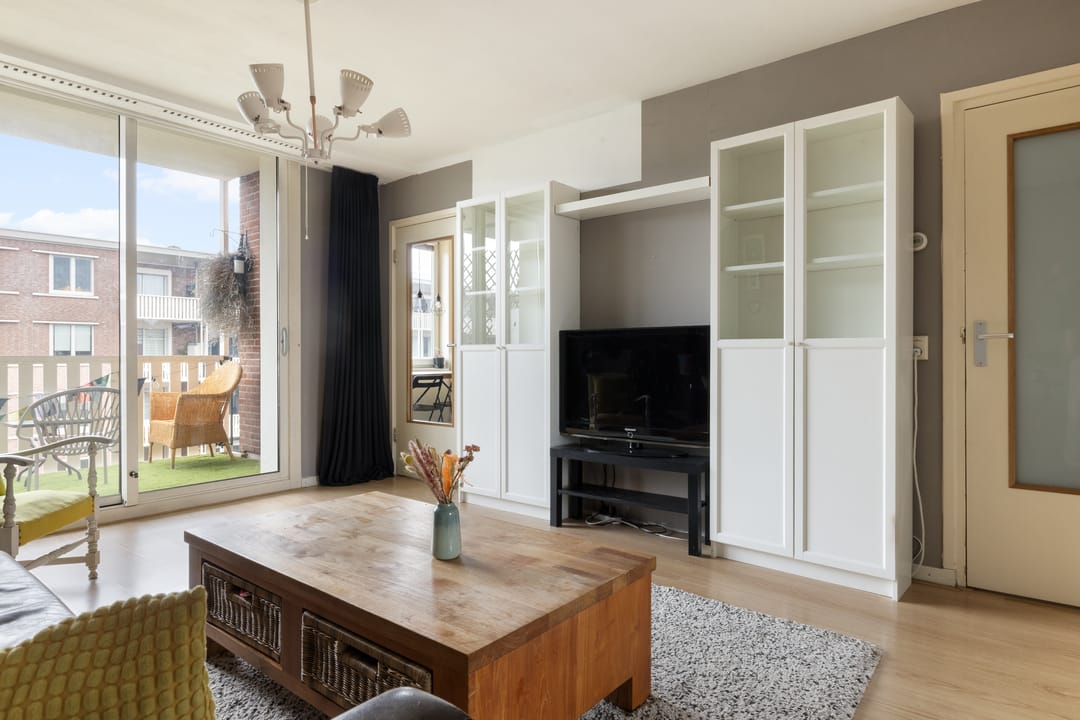 Photo 11 of Akbarstraat 22-C