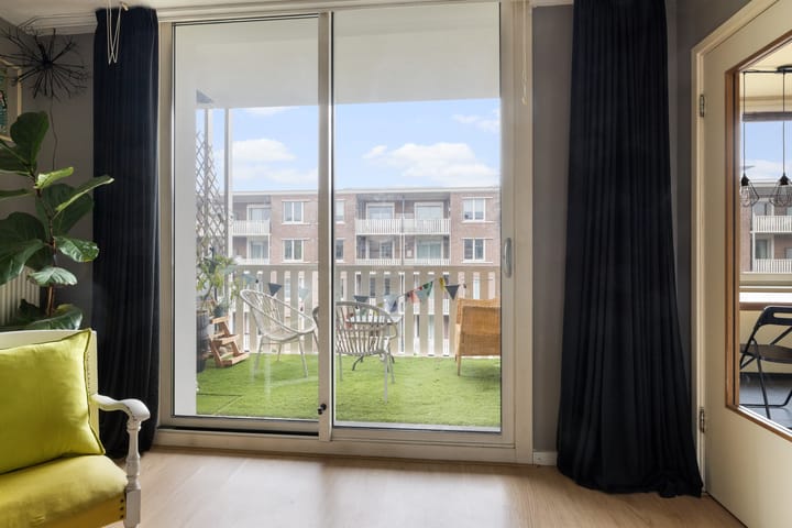 Foto 12 van Akbarstraat 22-C