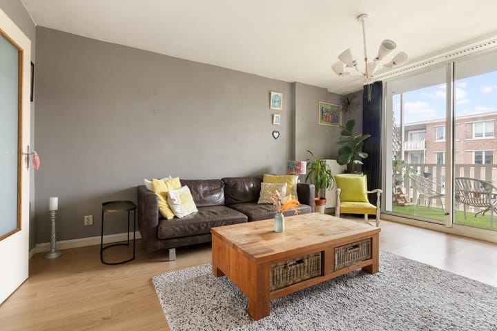 Foto 10 van Akbarstraat 22-C