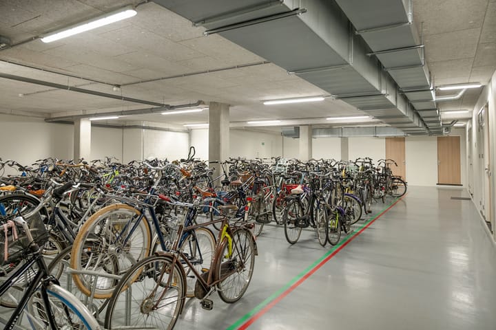 Foto 47 van Van Vollenhovenstraat 3-415