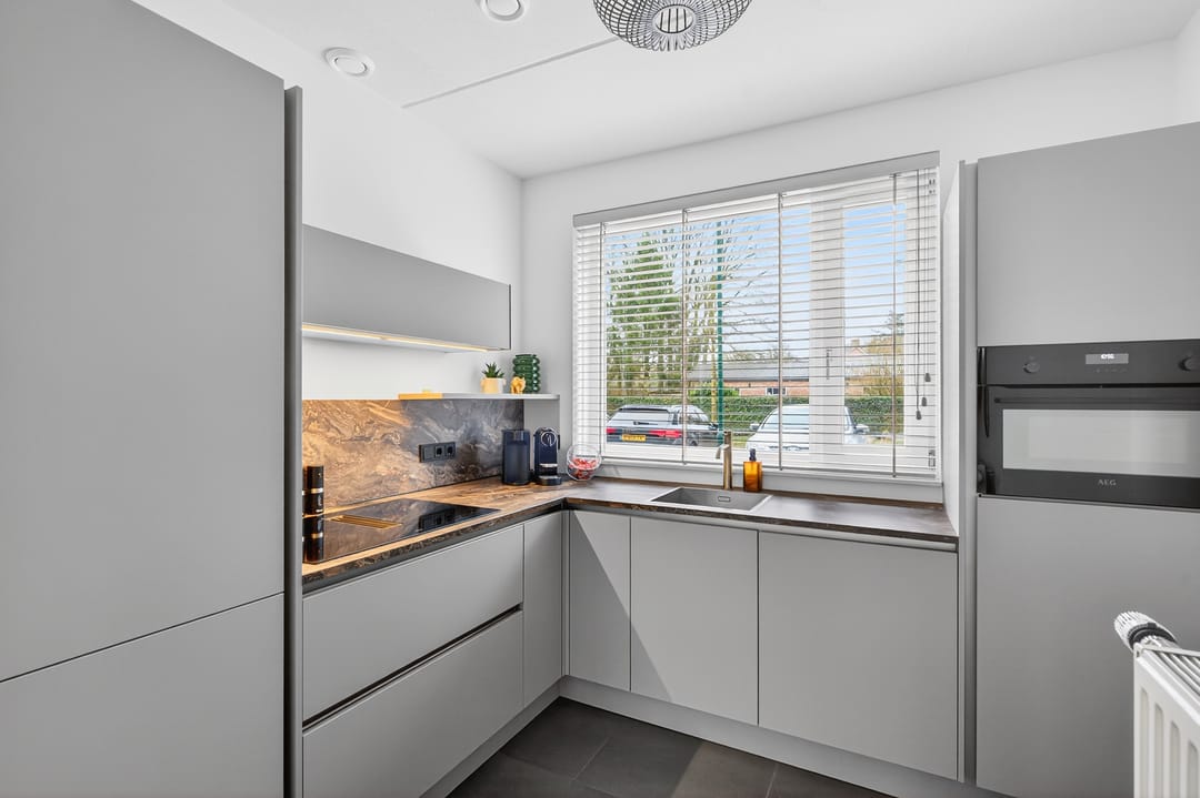 Photo 17 of D'n Alleman 42