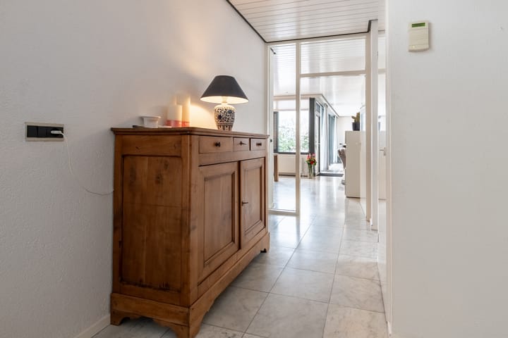 Photo 2 of Laan van de Marel 10