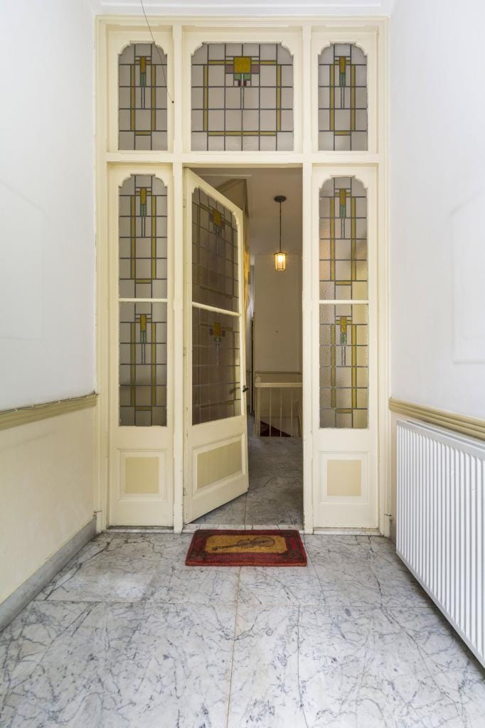 View photo 3 of Plantage 3