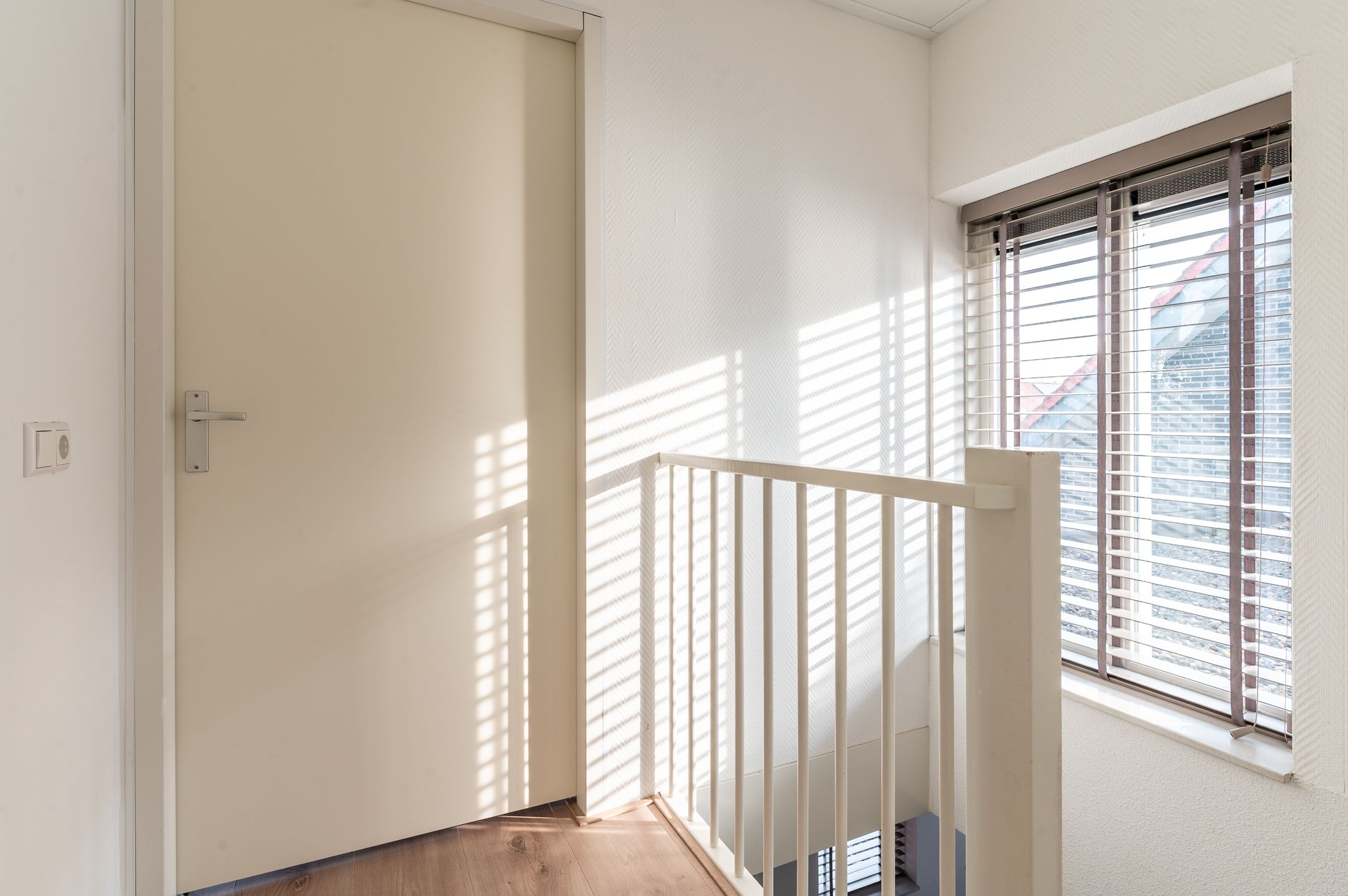 Photo 42 of Willem Bontekoestraat 37