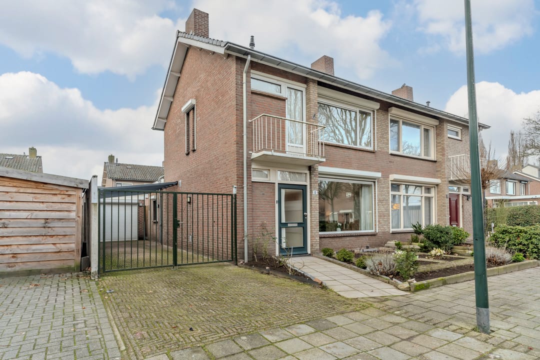 Foto 1 van Sint Lambertusstraat 13
