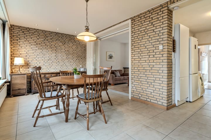 Photo 10 of Sint Lambertusstraat 13