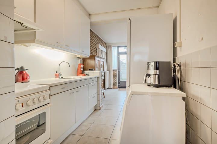 Photo 12 of Sint Lambertusstraat 13