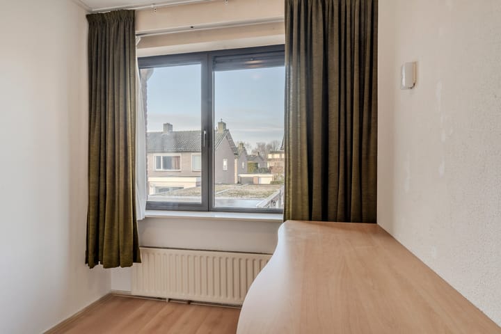 Photo 18 of Sint Lambertusstraat 13