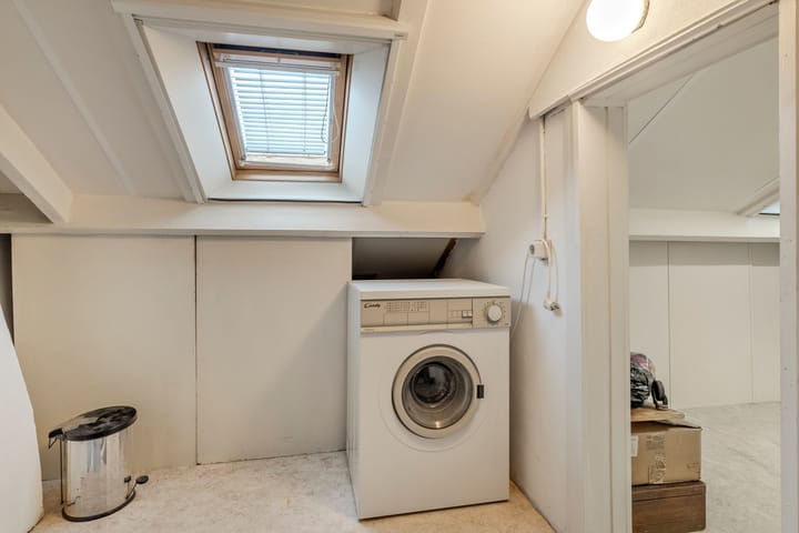 Photo 21 of Sint Lambertusstraat 13