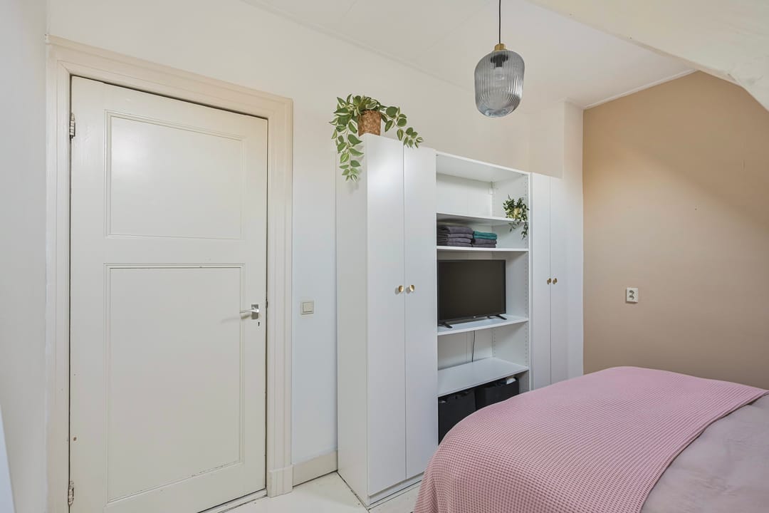 Foto 17 van Derk Buismanstraat 6