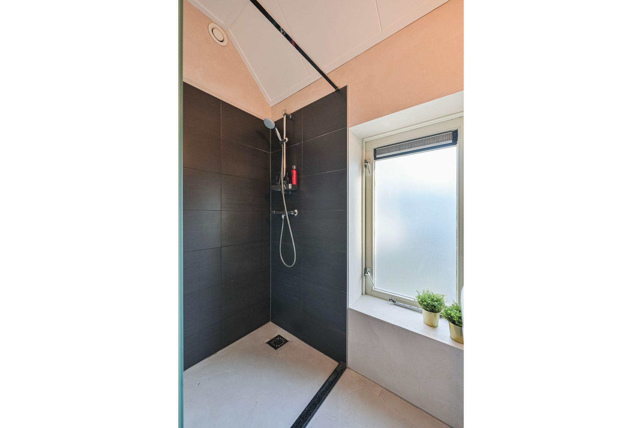 Foto 21 van Derk Buismanstraat 6