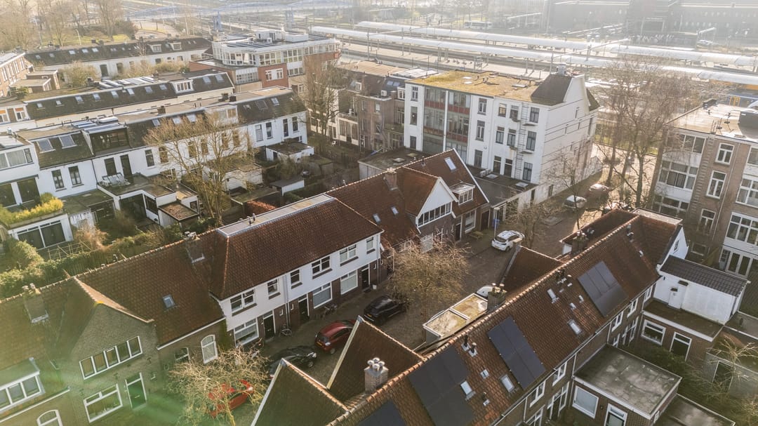 Foto 31 van Derk Buismanstraat 6