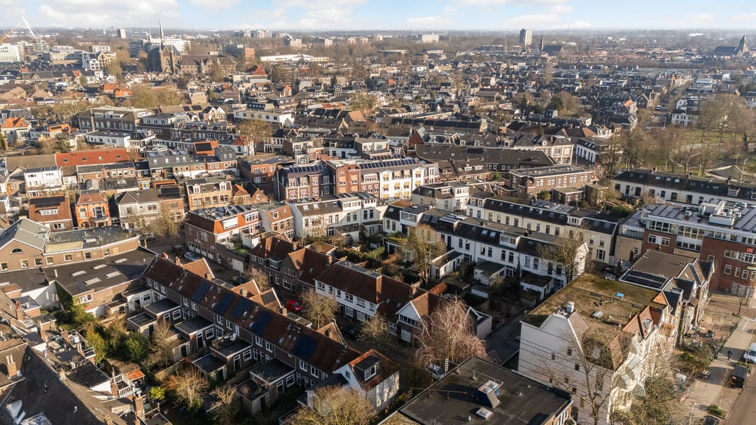 Foto 32 van Derk Buismanstraat 6