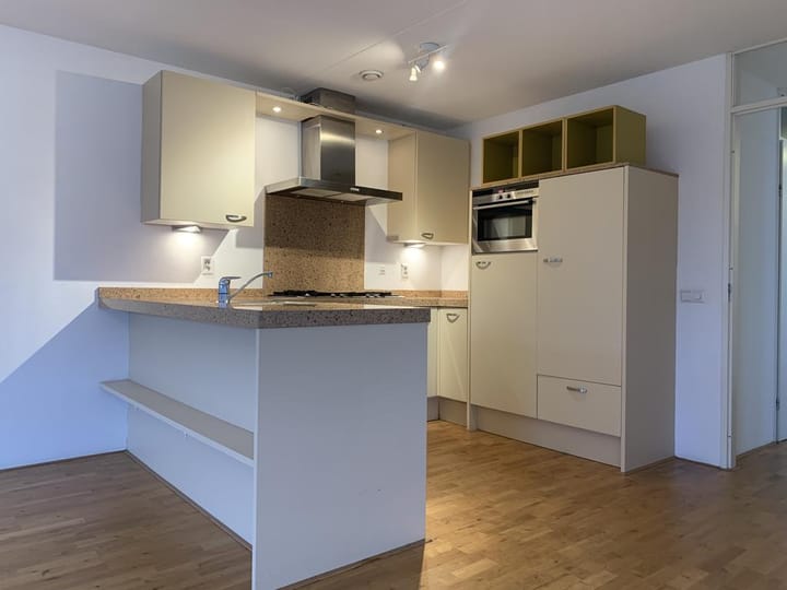 Foto 2 van Versteegstraat 87