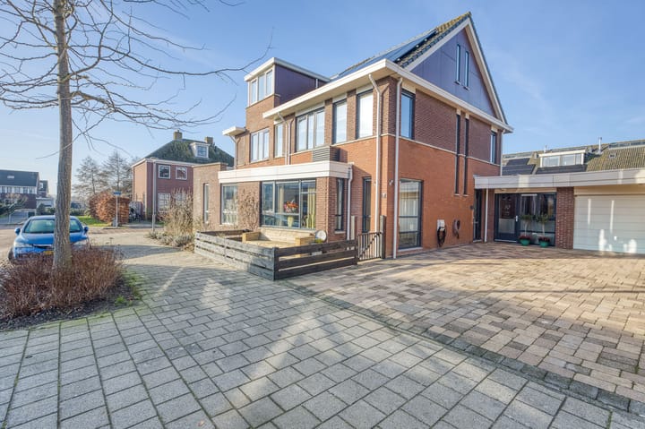 Photo 6 of Optimist 10