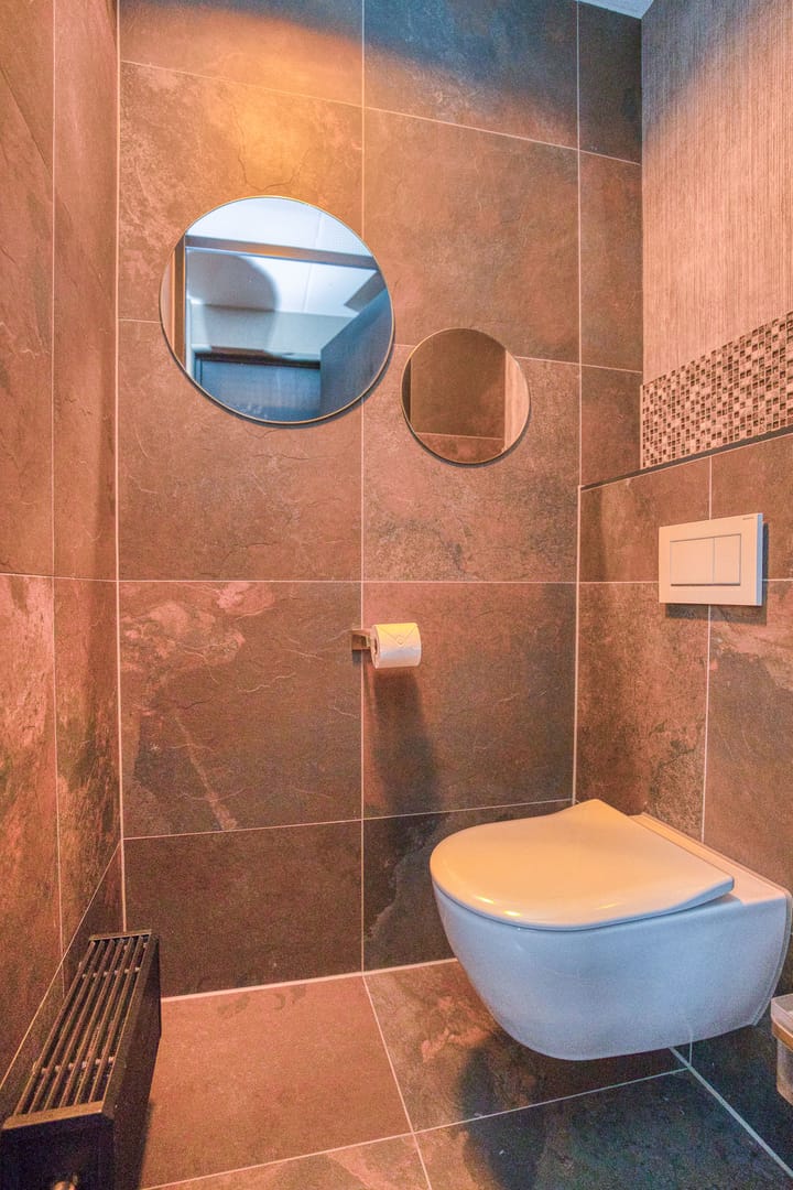 Photo 7 of Optimist 10