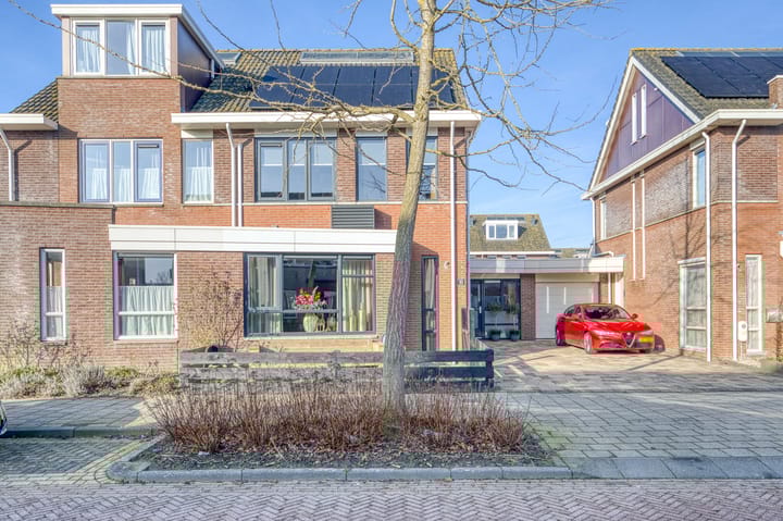 Photo 47 of Optimist 10