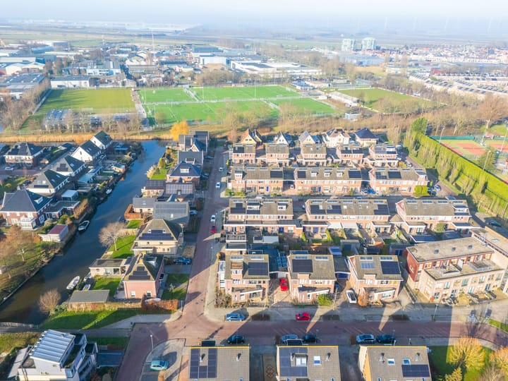 Photo 58 of Optimist 10