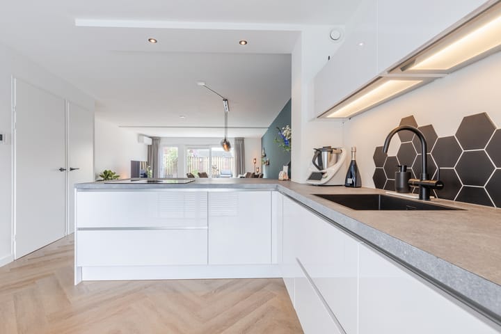 Photo 10 of Elstpad 22