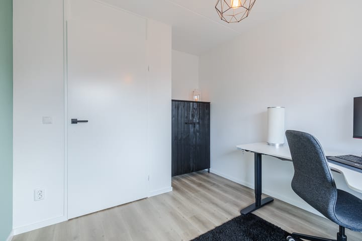 Photo 19 of Elstpad 22