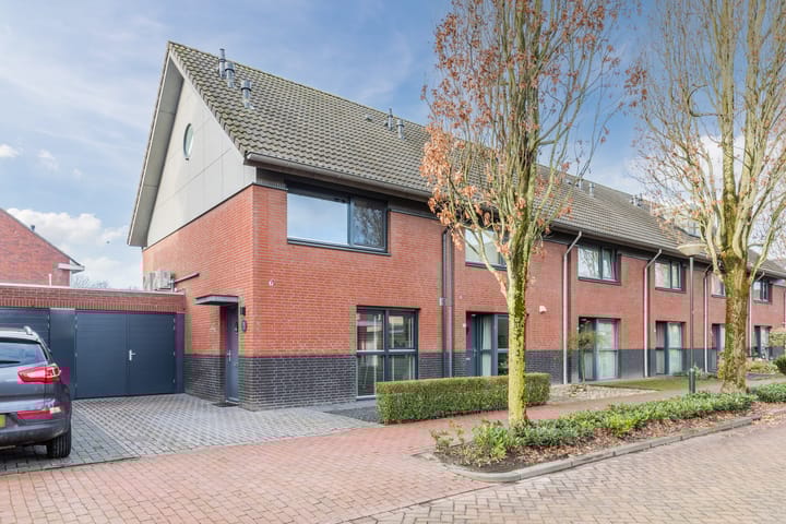 Photo 34 of Elstpad 22