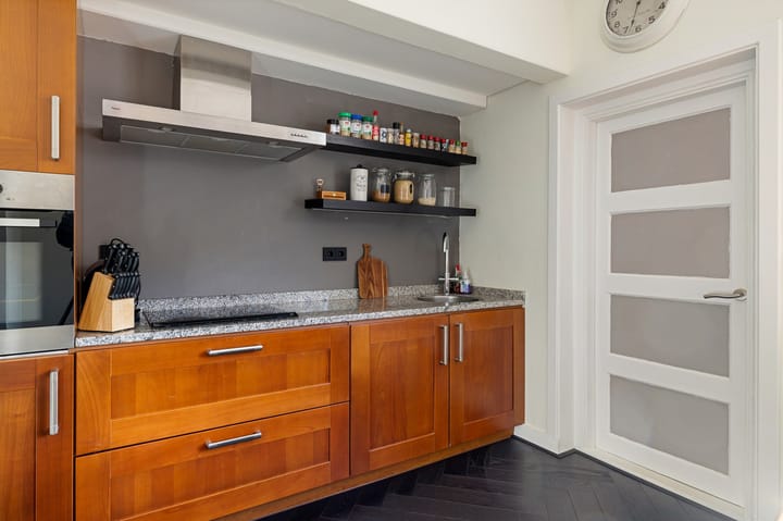 Photo 13 of Parallelstraat 16