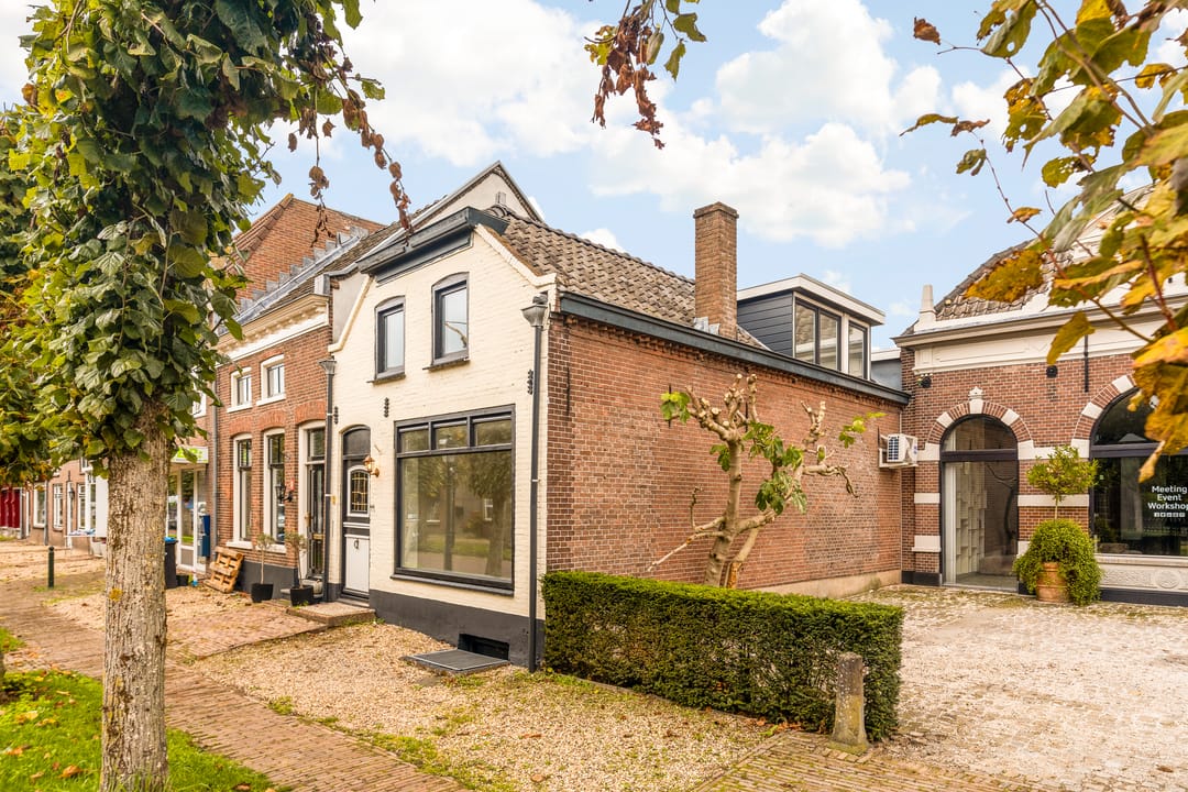 Photo 2 of Voorstraat 44