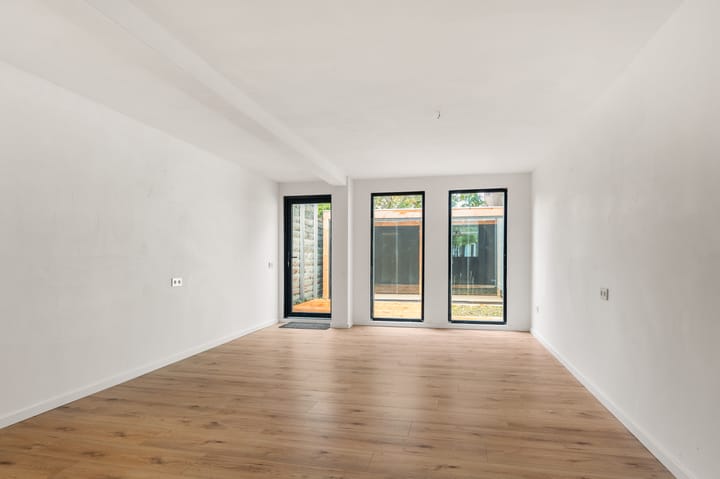 Foto 17 van Voorstraat 44