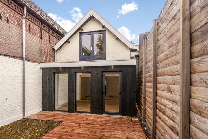 Foto 19 van Voorstraat 44