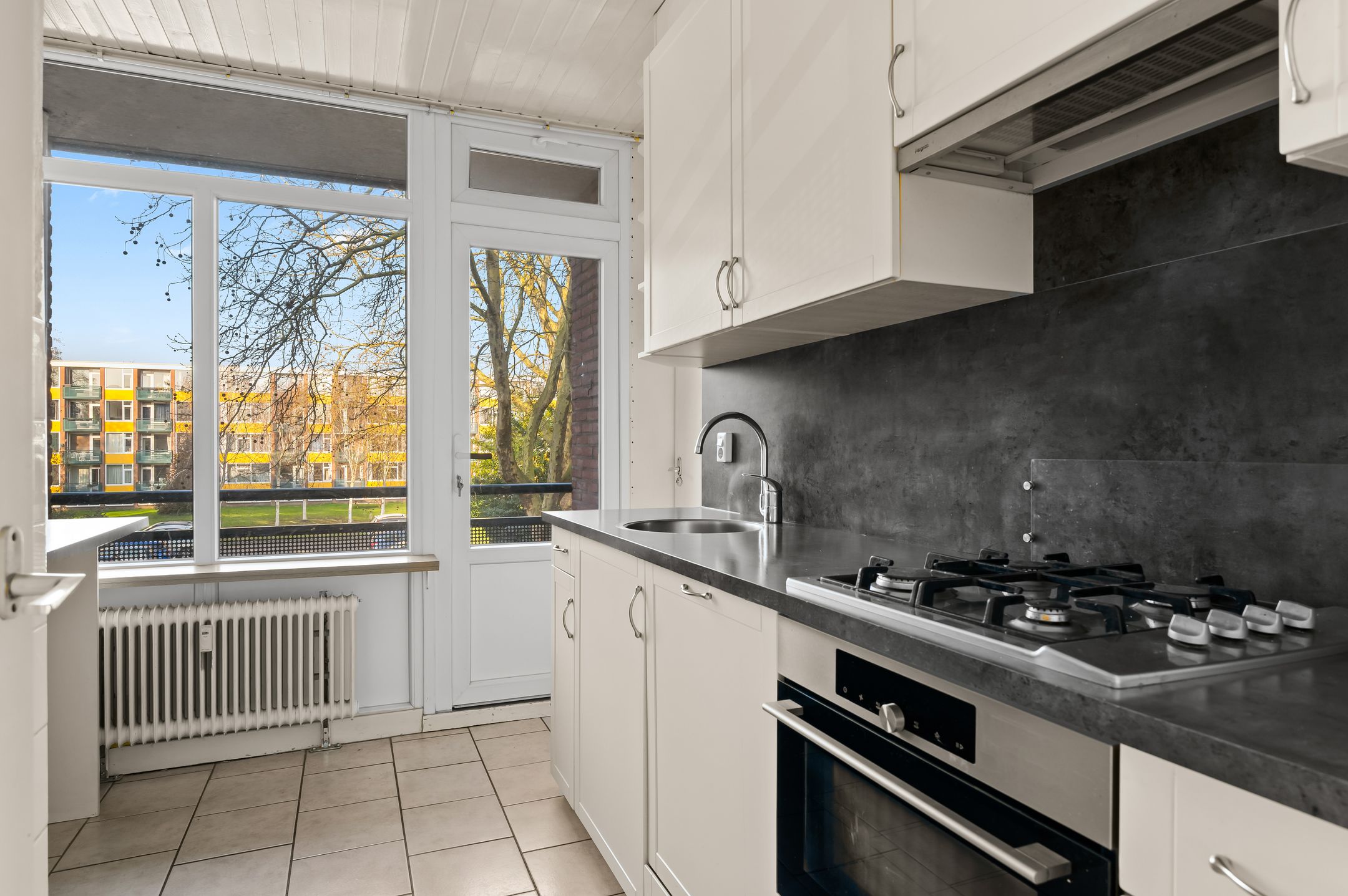 Photo 6 of Keizer Frederikstraat 147