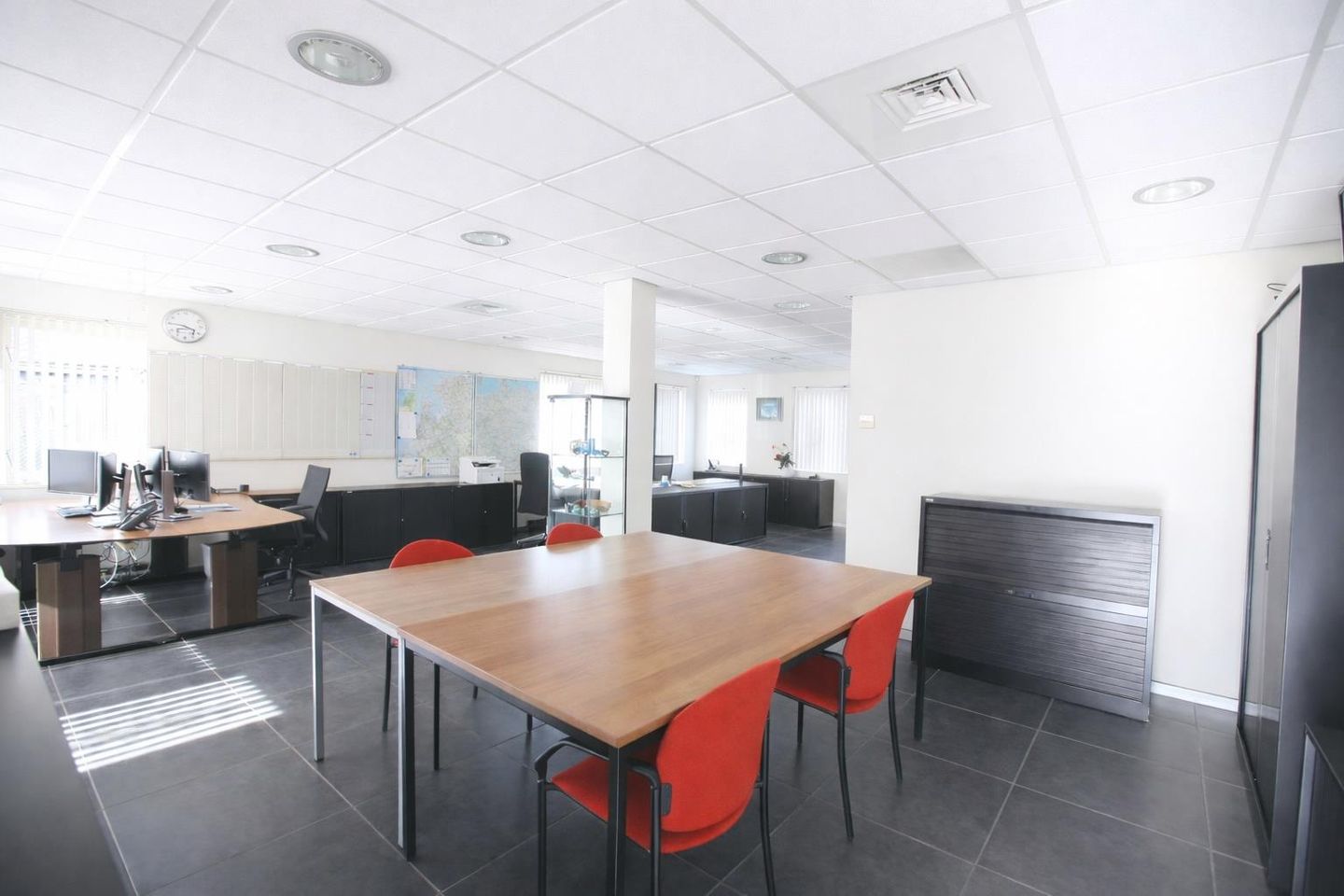 View photo 2 of Trageldijk 4