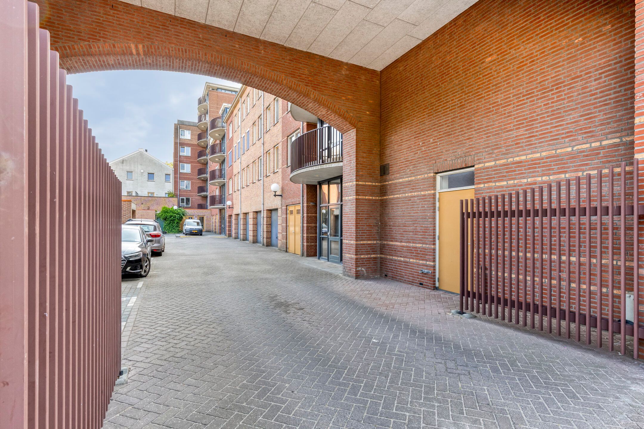 Foto 33 van Burgemeester Knappertlaan 16-A